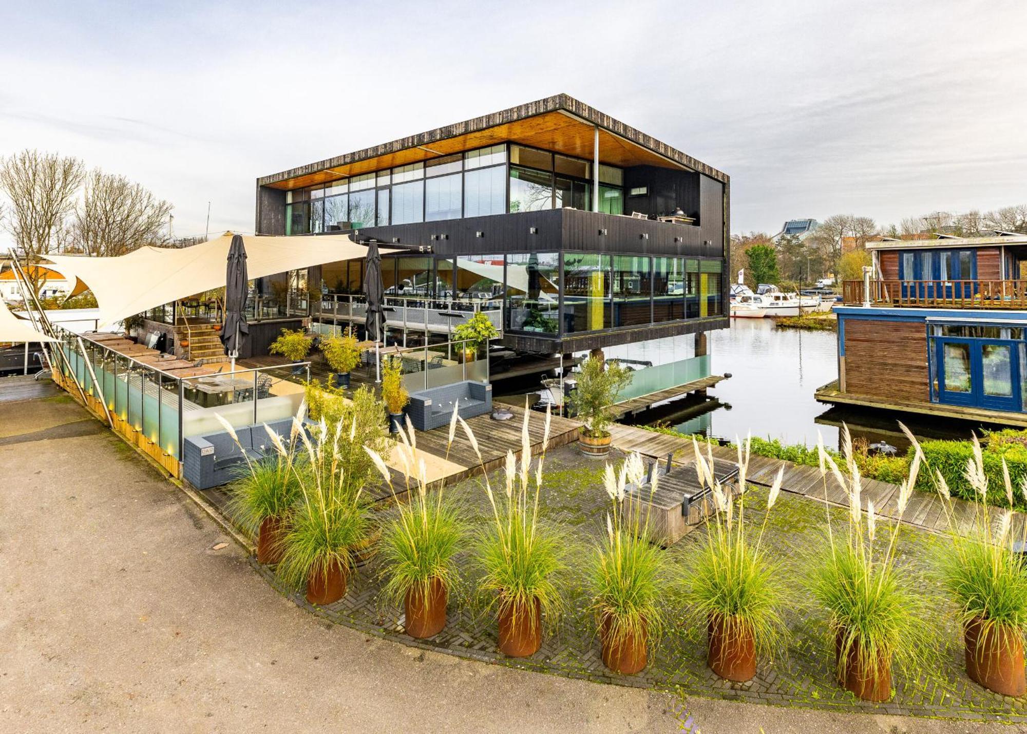 Motor Yacht Almaz Hotel Amsterdam Exterior photo